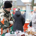 Adventní trhy a rozsvícení vánočního stromu